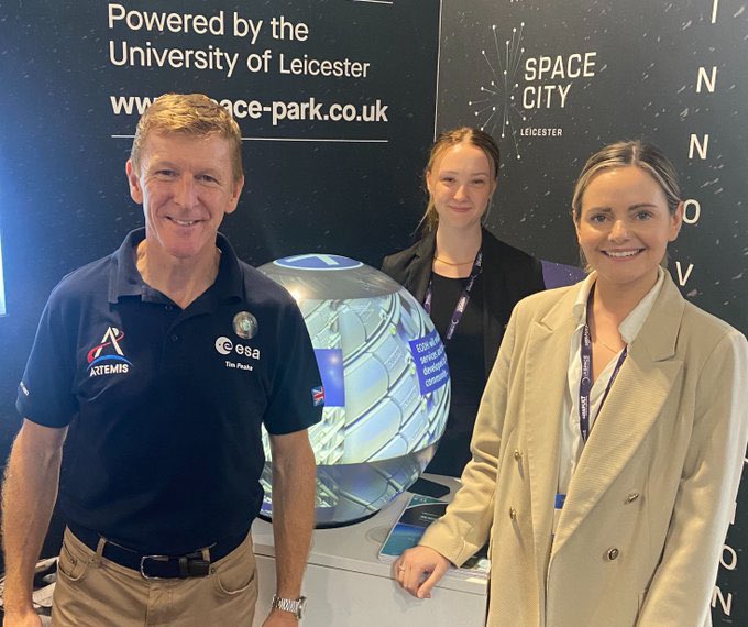astro_timpeake's tweet image. Exciting times at the UK Space Conference in Belfast this week. The UK space sector is moving at pace with innovation, growth and sustainability at its core. Great to have the chance to help inspire our future generations too with @UKSpaceAcademy 🚀
#UKSC2023 @spacegovuk