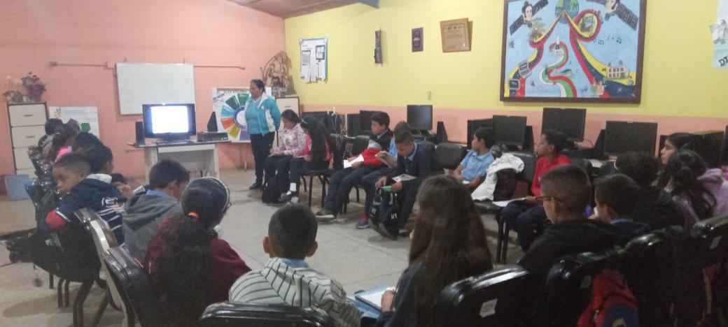 23/11/2023. CBIT Santa Ana apoya a estudiantes de Media Técnica, en la proyección de Vídeos sobre Proyecto, Clasificación y ciclo de Vida. <a href="/anrocbitrujillo/">anrocbitrujillo</a>  <a href="/RCcbit_trujillo/">Reinaldo Castellanos</a> <a href="/TecnoTrujillo/">Tecnologia Trujillo</a> <a href="/tanicbitrujillo/">Tania Fernandez</a> <a href="/Fundabit_/">FundabitOficial</a>