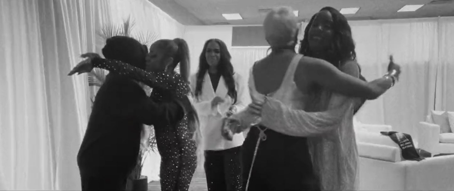 All 5 Destiny's Child Members Together Backstage In Beyonce's