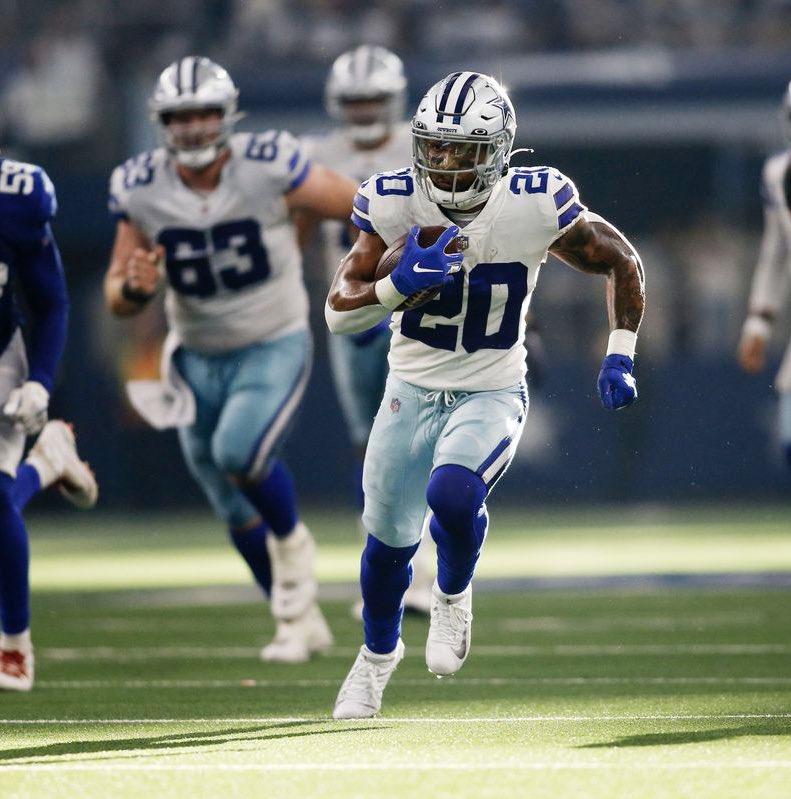 itsMarWrld's tweet photo. NFL PrizePicks Plays 🏈🦃

-Jake Moody 1.5 FG Made [More]
-Jameson Williams 23.5 Receiving Yards [More]
-Terry McLaurin 8.0 Rec Targets [More]
-Tony Pollard 20.5 Rush Yards in First 5 Attempts [More]

#GamblingTwiiter #PrizePicks
#GreenCheckSweep✅🧹 #NFL https://t.co/UHcSgip0Rk