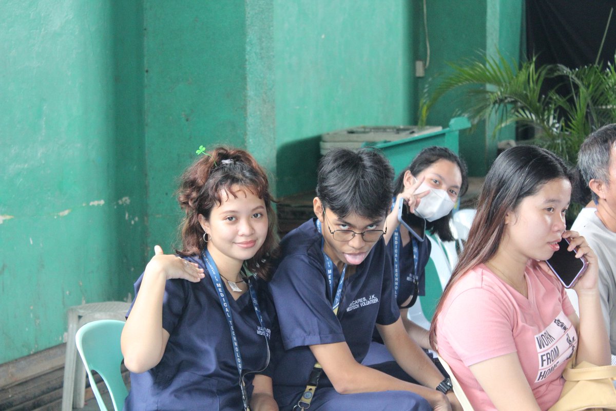 arempied's tweet photo. Omggg, karon ra q kabalik ari. Soafer bz sa Intrams and exams. I miss my Kentoy 😔 Appreciation post lang kay soafer bright. Top na gani naq, top 1 pa gyud sa klase. Hoeeeyy, kimmy HUAHUAHUAHAU https://t.co/FtYurjh0xv