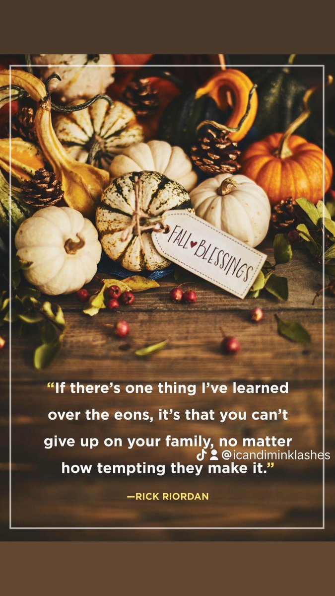 t_icandi's tweet photo. Happy Thanksgiving 🦃 https://t.co/k0Abl67x1D