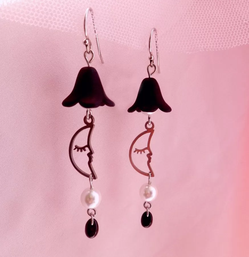 shoplalisa's tweet photo. Midnight Moon Earrings https://t.co/wacSfTN1U1