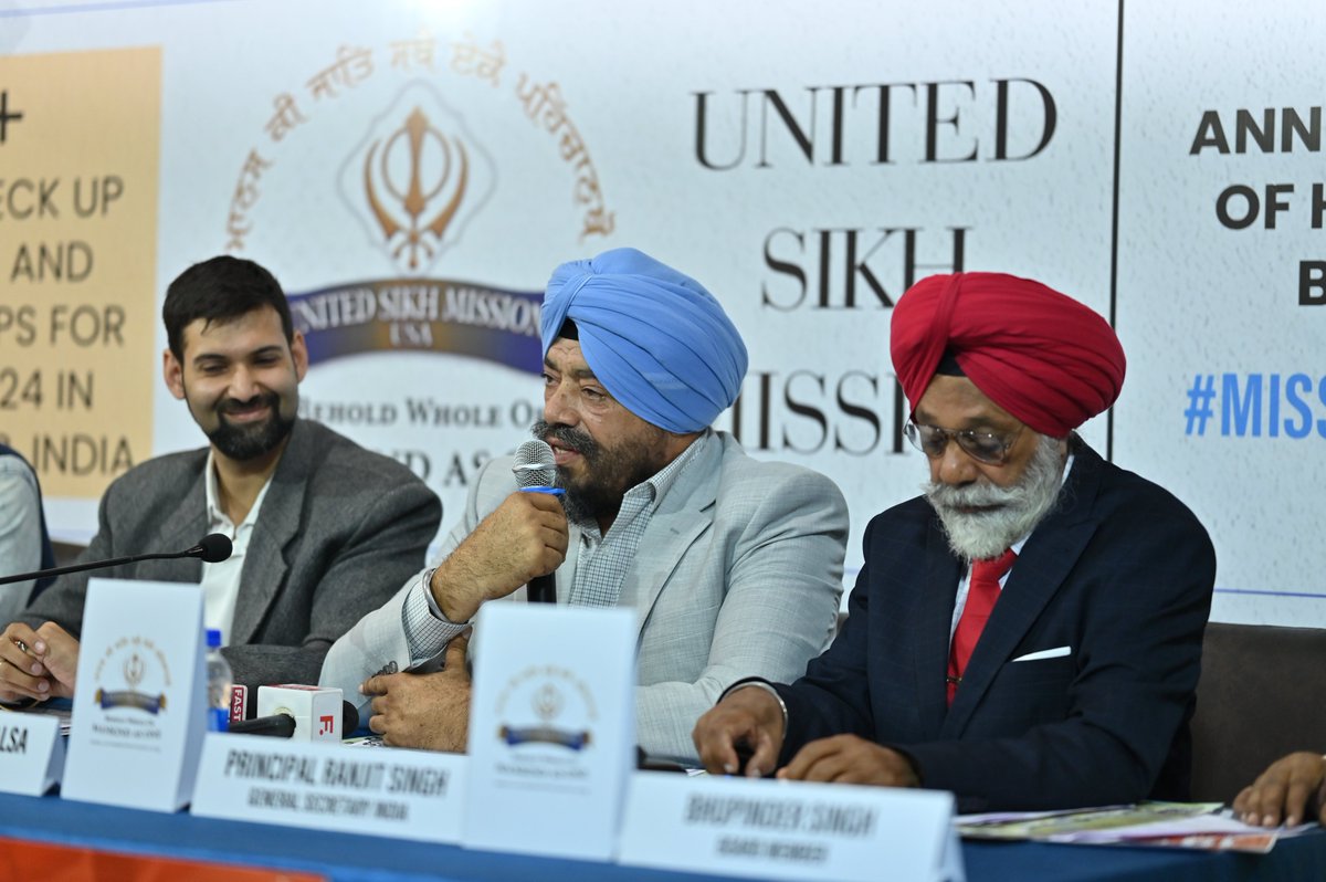 usikhmission's tweet photo. #MissionForVision 'ਯੂਨਾਈਟਿਡ ਸਿੱਖ ਮਿਸ਼ਨ' ਦੀ ਅੱਜ #ਚੰਡੀਗੜ੍ਹ ਵਿਖੇ ਮੈਗਾ ਪ੍ਰੈਸ ਕਾਨਫਰੰਸ ਕੀਤੀ ਗਈ
ਮੁੱਖ ਘੋਸ਼ਣਾਵਾਂ: ਪੰਜਾਬ ਰਾਜ ਵਿੱਚ 100+ ਮੁਫ਼ਤ ਅੱਖਾਂ ਦੇ ਕੈਂਪ
* ਵੀਪੀਓ ਬਿਆਸ ਪਿੰਡ, ਜ਼ਿਲ੍ਹਾ ਜਲੰਧਰ ਵਿੱਚ ਖਾਲਸਾ ਸਿਹਤ ਕੇਂਦਰ ਬਾਰੇ ਐਲਾਨ
* ਸ੍ਰੀ ਕਰਤਾਰਪੁਰ ਸਾਹਿਬ 'ਤੇ ਫਿਲਮ 'ਤੇ ਕੰਮ ਸ਼ੁਰੂ ਕਰਨ ਦਾ ਐਲਾਨ https://t.co/w1V46jir94