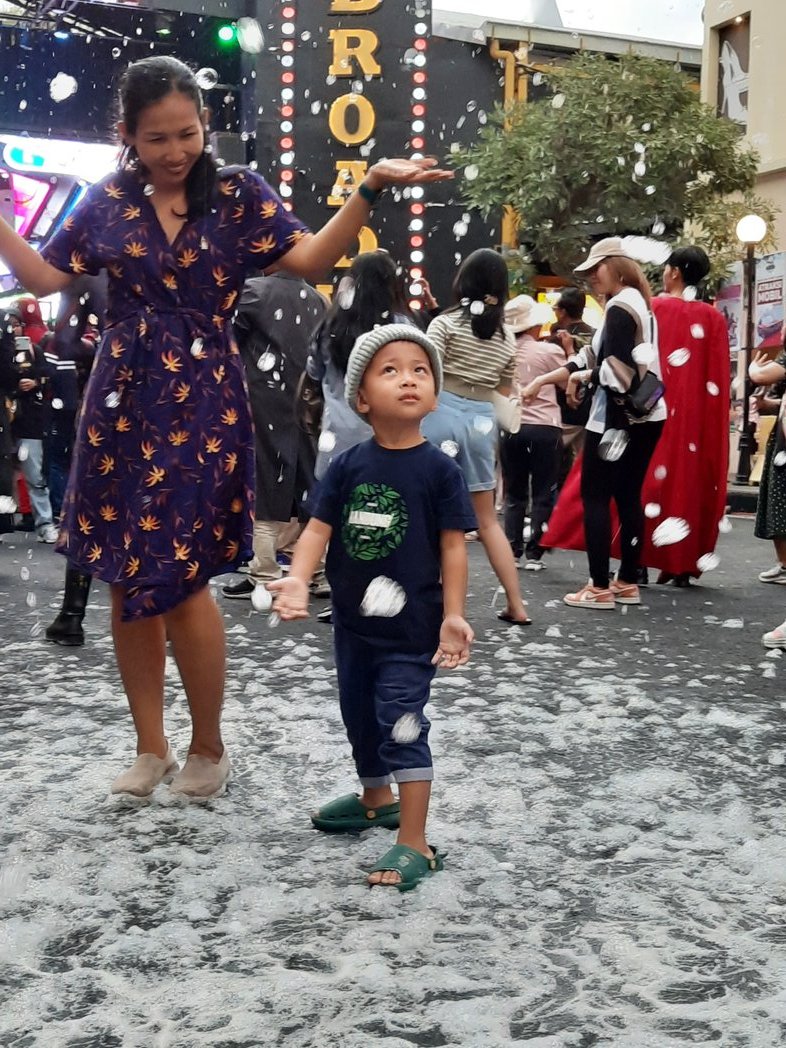 chan2_wrasmitha's tweet photo. Terima kasih hari ini sudah menjadi anak yang anteng dan baik hati ya sayang🥰 Sudah bisa bercerita rutinitas dan apa yg dia rasakan❤️ https://t.co/BqihHtra1S