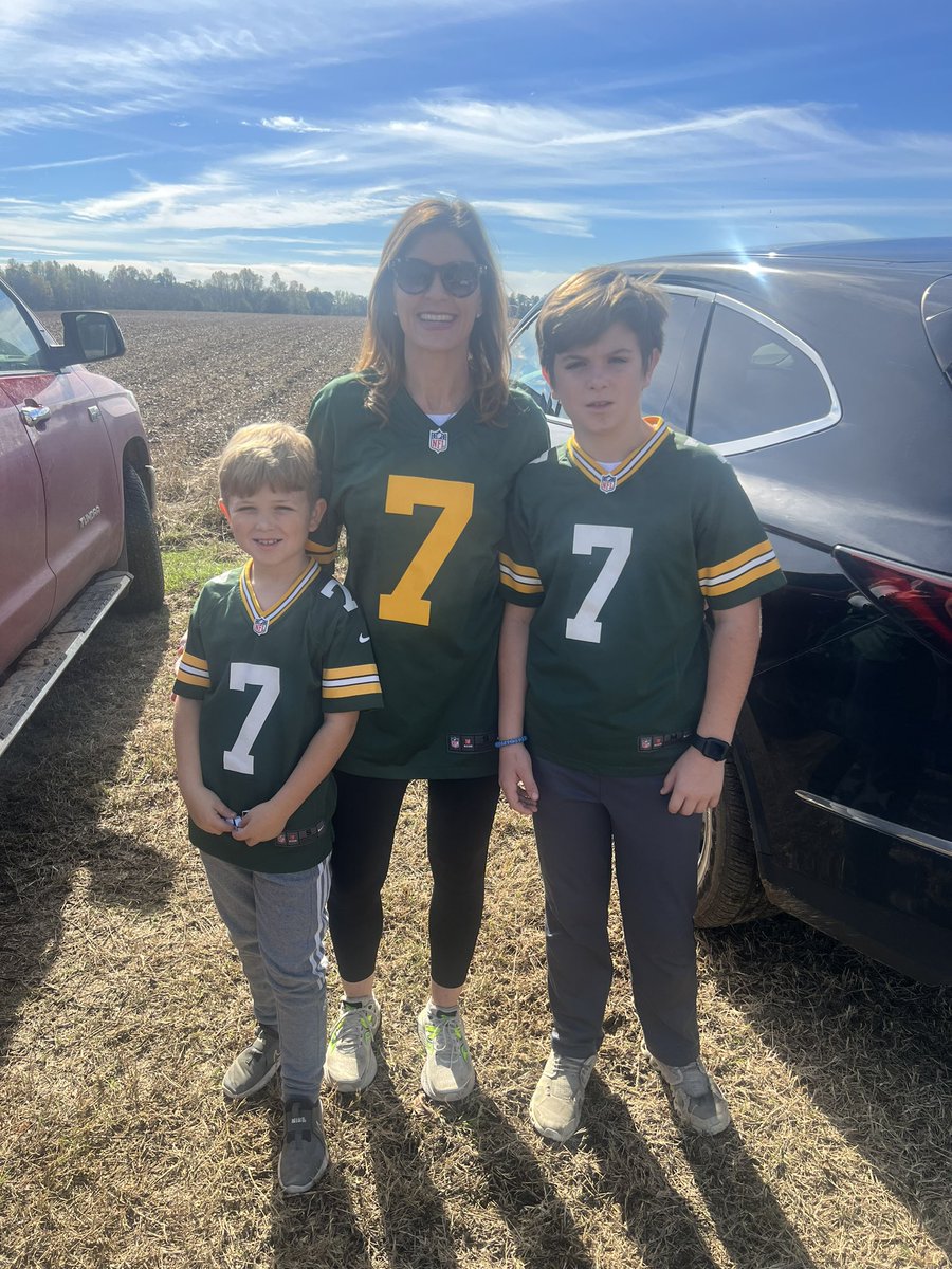 Our thanksgiving outfits of the day! Ready for @packers game day all the way in Pitts, Ga! Can you tell Quay walker is our packer? #gopackgo #beatdetroit