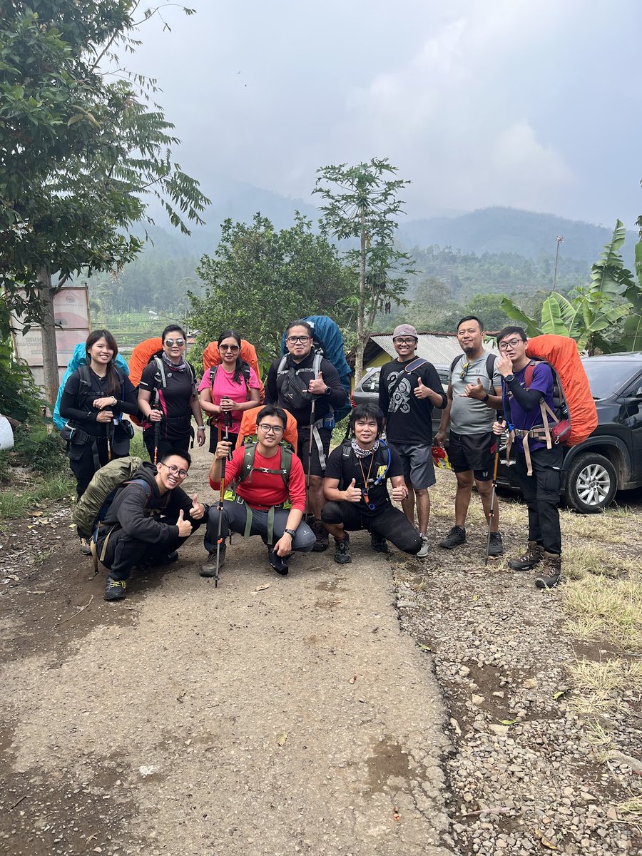 IniGunung's tweet photo. Tim Gunung Sangar https://t.co/szXj5P8rjf