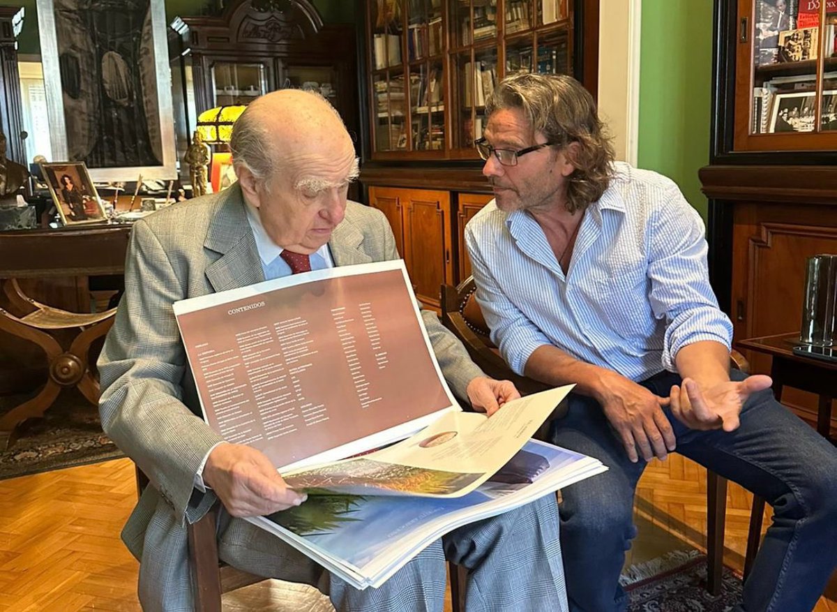 Espíritu de trabajo, resiliencia y mejora continua del arrocero uruguayo motivó la idea de un libro para celebrarlo, y hace algunos meses que nos pusimos manos a la obra. 🌾

Orgullo del pasado, el trabajo del presente y el sueño del futuro, para todos los que vendrán 💪🏻💪🏻

(…)