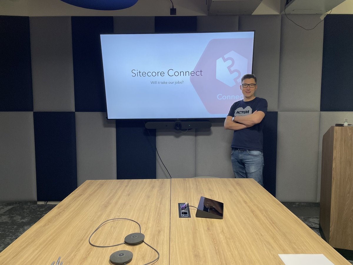 First presentation and <a href="/skuzniak/">Szymon Kuzniak</a>