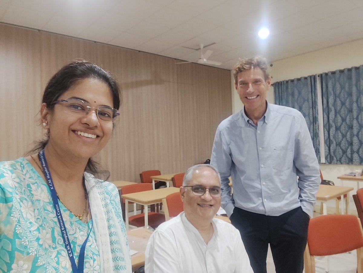 Fantastic iron symposium at Biochemistry, CMC vellore. Fortunate to meet legends in iron research, Dr Kurpad and Dr Zimmermann today. Look forward to working together in future!