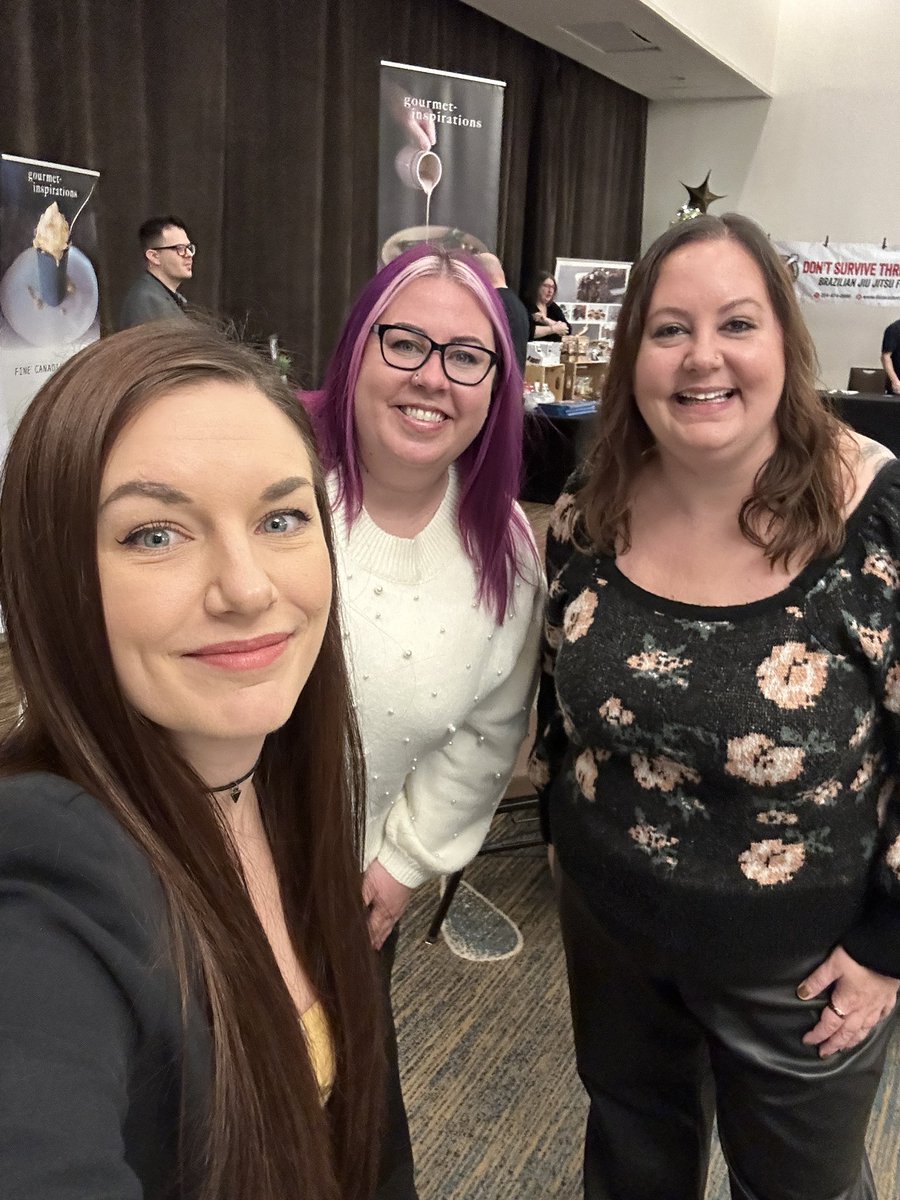Alyson Shane tweet media