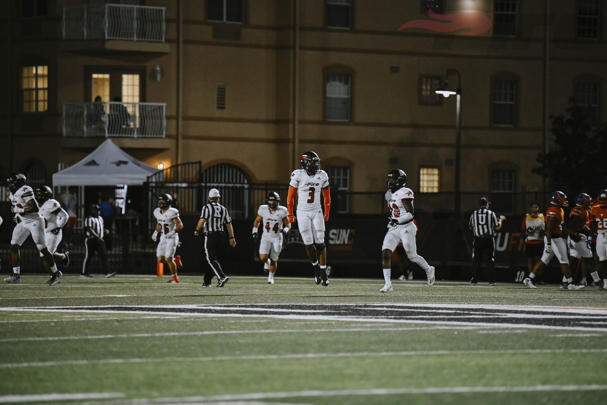 I have entered the transfer portal , with two years of eligibility 

1 season and a half (13 games ) 
80 tackles 
11 TFL’s 
1 int
1 Td 
3 sacks 
4FF
2FR

6’2 , 210 hybrid linebacker 
hudl.com/v/2M878p

hudl.com/v/2JbcuK

hudl.com/v/2JqApk