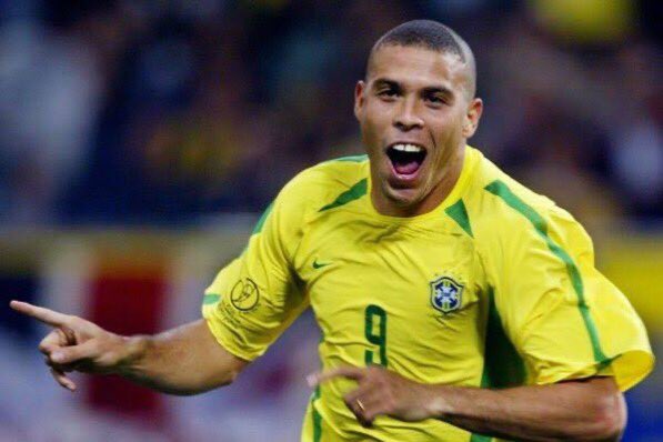 Thread especial - Todos os 67 gols de Ronaldo Fenômeno com a camisa da seleção brasileira. 🇧🇷⚽️👇🏼 Nostálgico!