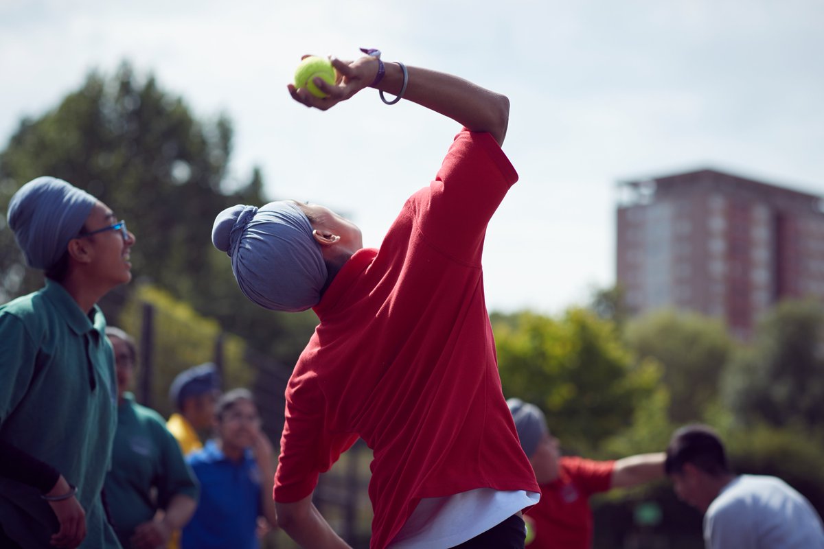 Empower your secondary school with Boys Move! 🏀 Tailored for England's secondary settings, our program addresses mental health, behaviour challenges, and more. Apply by 22nd Dec for positive change! 💙

youthsporttrust.org/programmes-lis…

#YSTBoysMove #MentalHealth #BehaviorChange
