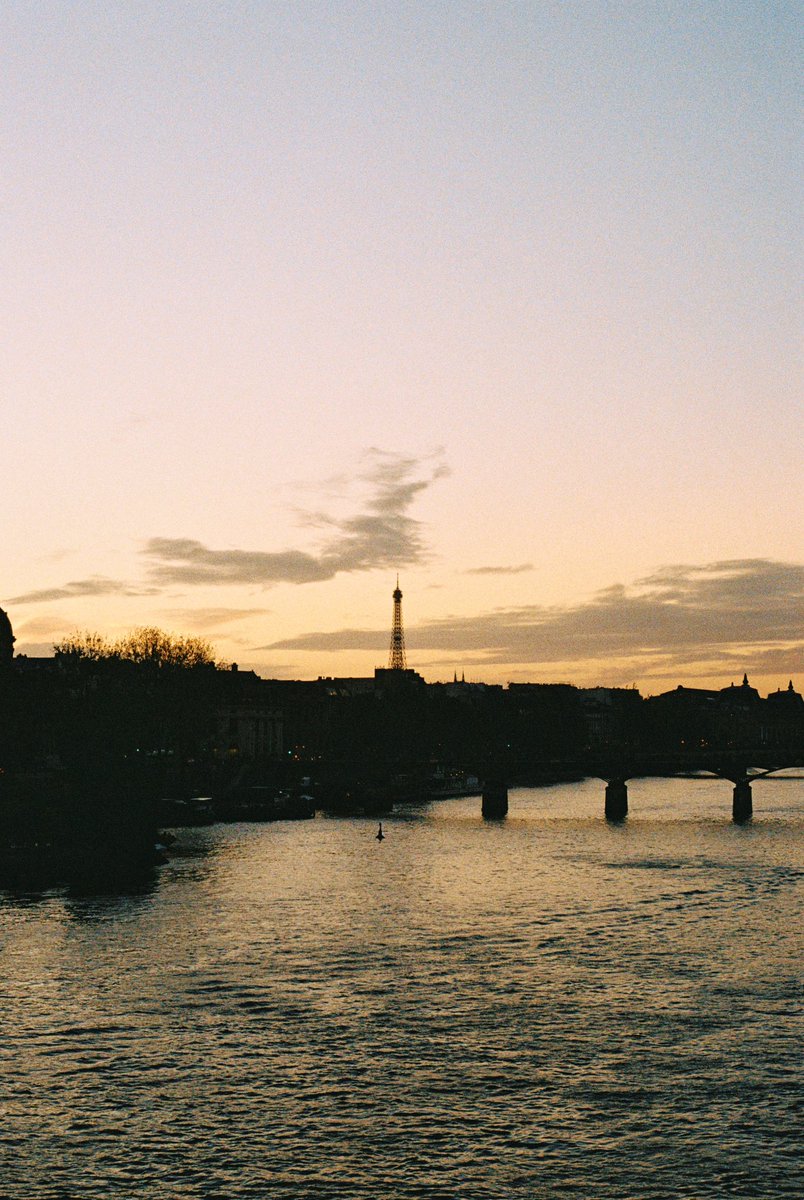 athnsbrg's tweet photo. Paris on film 🎞️ https://t.co/LntmYYm7qf