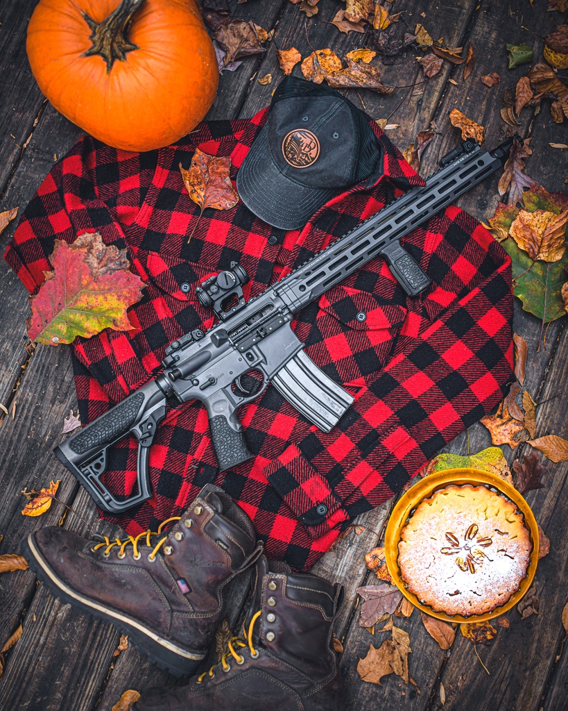 DanielDefense's tweet photo. From everyone at DD, we wish you and your family a Happy Thanksgiving! 

Please note, all DD facilities will be closed for the holiday, and will resume normal operations on November 27th.

Thank you for your patience as our employees take this time to be with their families. https://t.co/NzqoOoVAI0