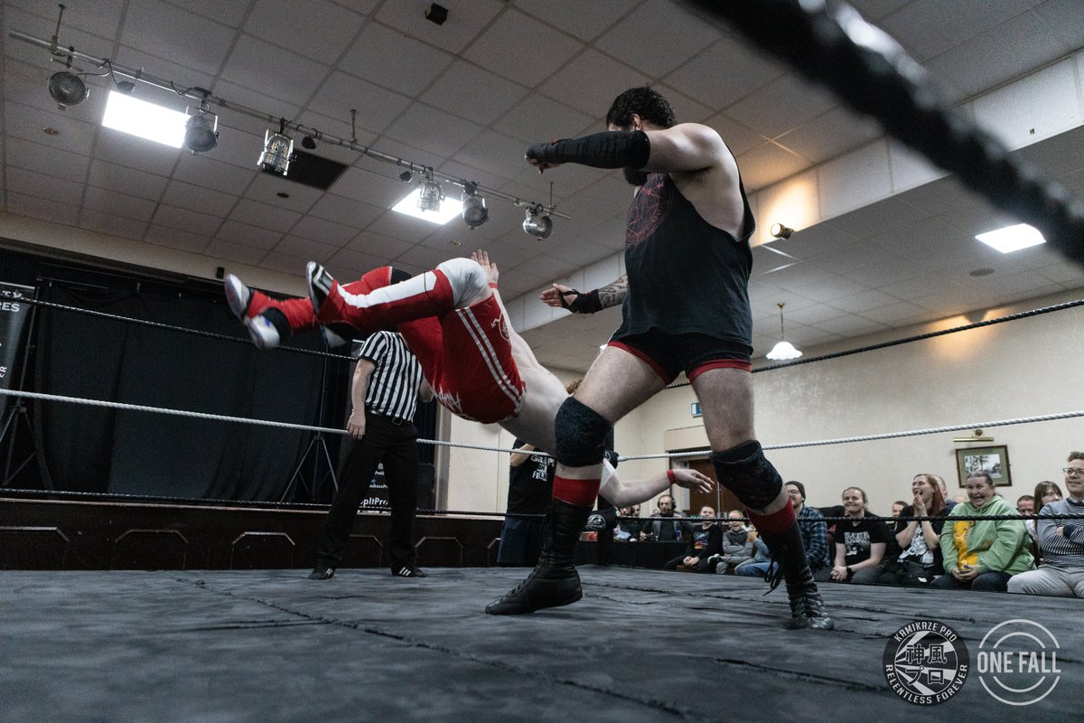 KamikazeProUK's tweet photo. #KPLive39 Match Two

@SawbonesStevens vs @EdgarAdamsPW 

#KeepItPro #RelentlessForever #2ndCityProWres

📸 @_one_fall https://t.co/r706WelOUL