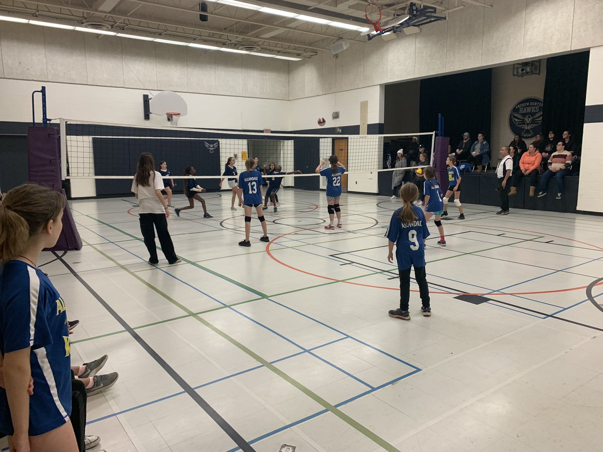 I had a chance to watch our <a href="/AllandaleKnight/">Allandale Heights Public School</a>! The determination and growth mindset this team has is incredible! Go knights go! #volleyball
