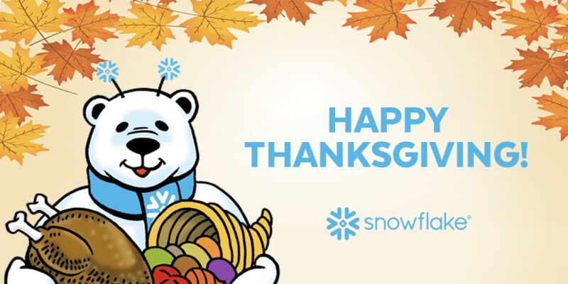 Snowflake's tweet photo. #HappyThanksgiving 🦃🥧 https://t.co/vnTka7dZAY