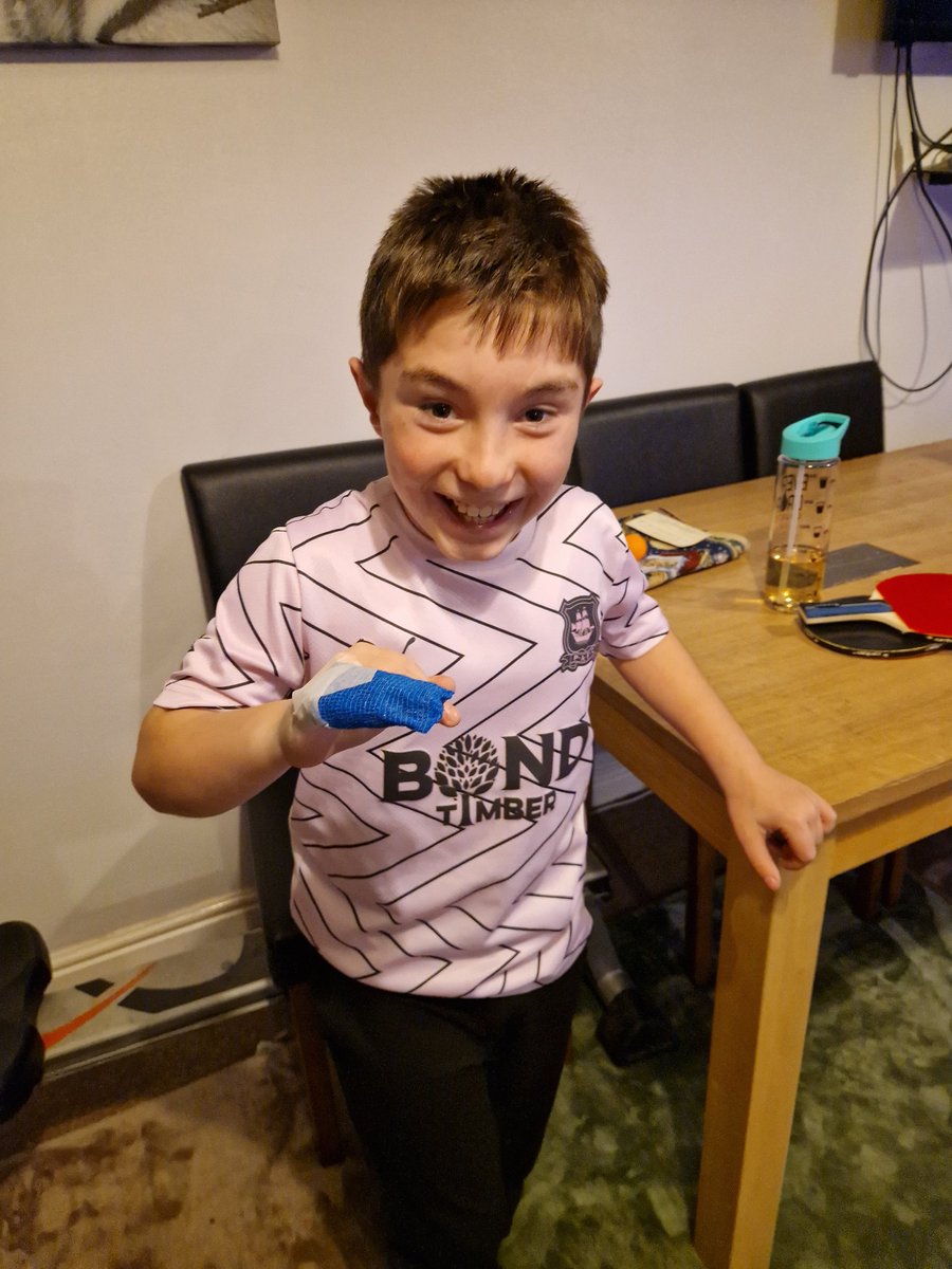 In typical Joe fashion, we now have a broken finger.
As you can see, he's fine and still smiling.
Got to love him ⚽️💚⚽️💚

#argyle #plymouthargyle #footballisfamily #hiddendisability #hiddenillness #pafc #loveourfootball