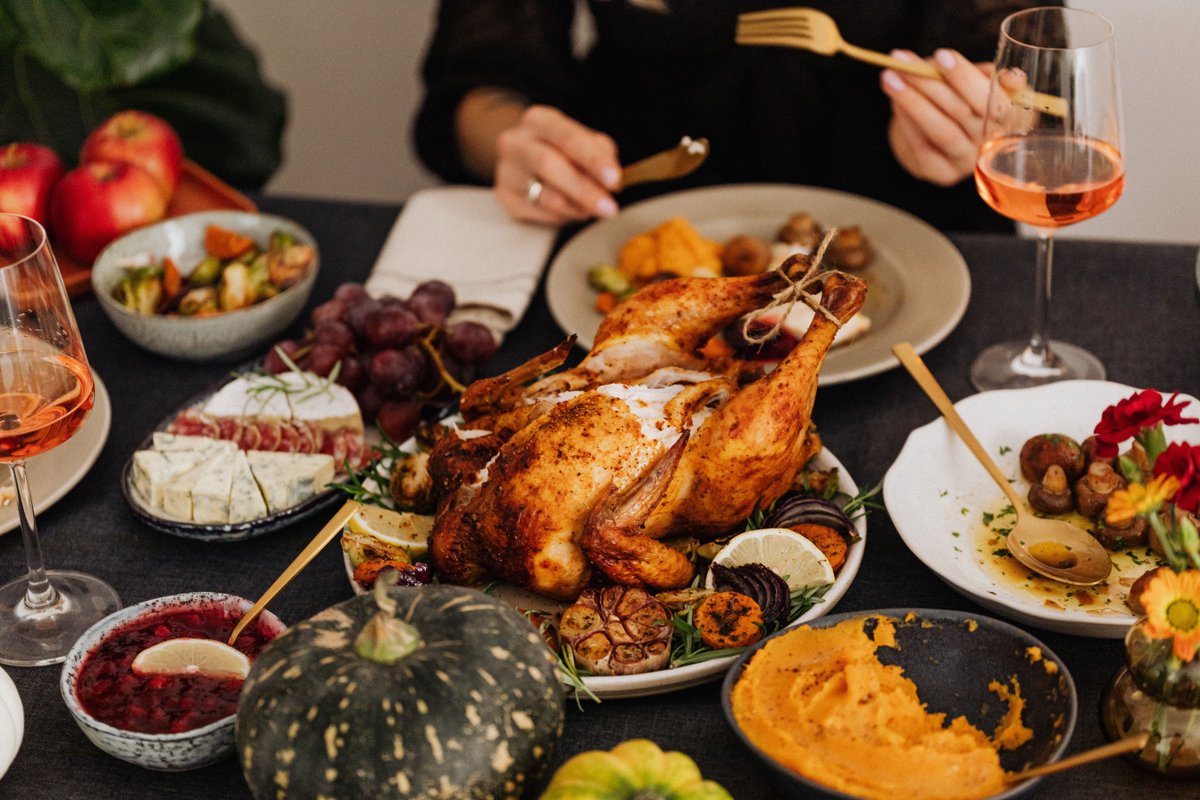 🍂🦃 Happy Thanksgiving from all of us at Naya Premium Coffee! 🦃

We're incredibly thankful for our wonderful community of coffee lovers. Wishing you a day filled with warmth, gratitude, and of course, exceptional coffee. ☕️❤️

#HappyThanksgiving #Grateful #NayaPremiumCoffee