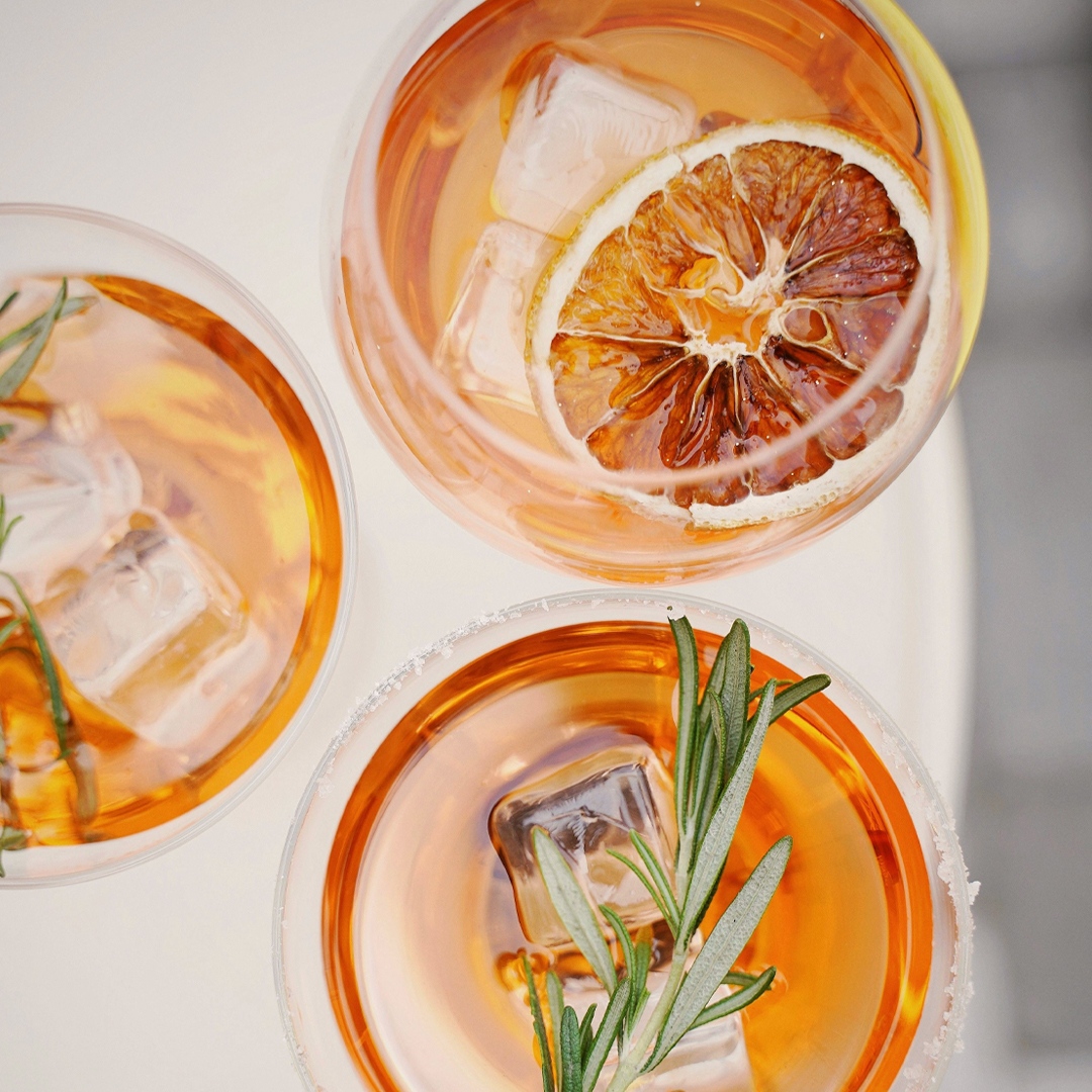 DrinkInAmerica's tweet photo. The only thing better than Thanksgiving food is a Thanksgiving drink. Looking for some inspiration? Check out our top 5 Thanksgiving cocktails. https://t.co/udR15M2dVy https://t.co/PYs8fQmgek