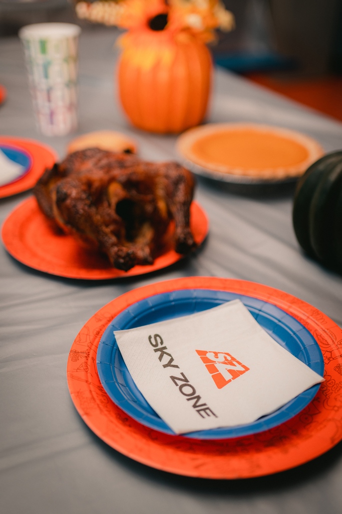 Sky Zone tweet media