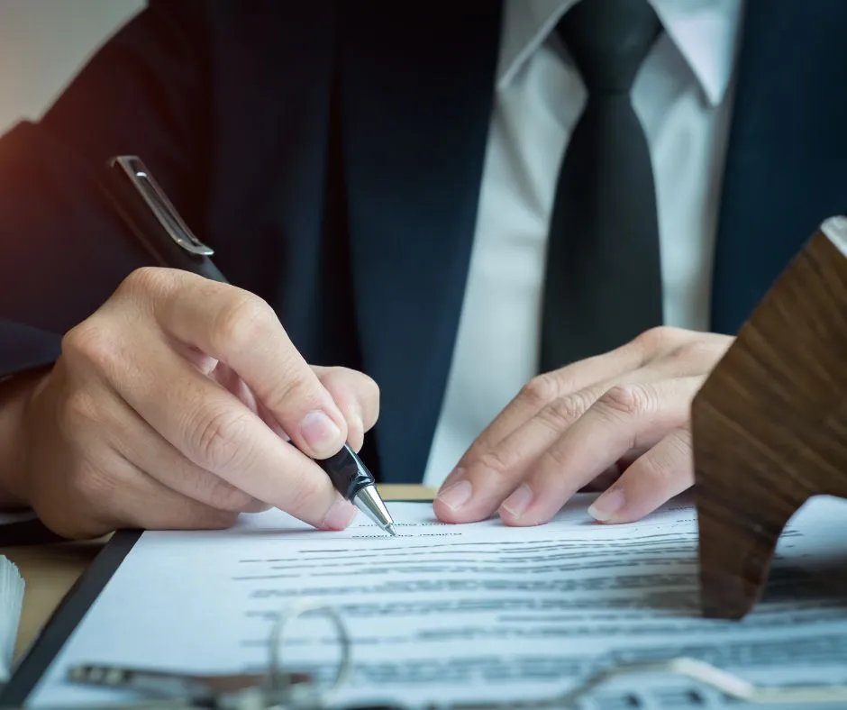 PierceInsGroup's tweet image. Explore the vital home insurance claims every homeowner should be aware of. Our comprehensive guide reveals the top 7 claims to protect your property. Learn more:

pierceinsgroup.com/newsblog/unvei…

#PierceInsuranceGroup #HomeInsurance #Texas #TexasInsurance #HomeInsuranceClaim