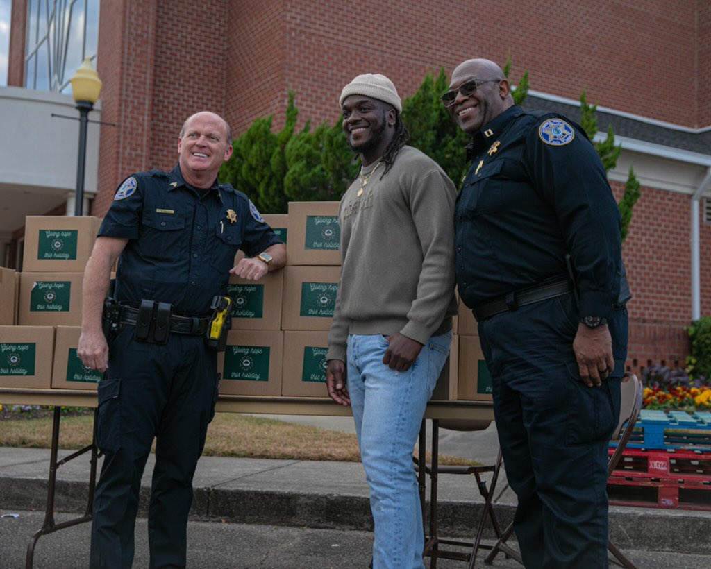 South Carolina Gamecocks tweet media