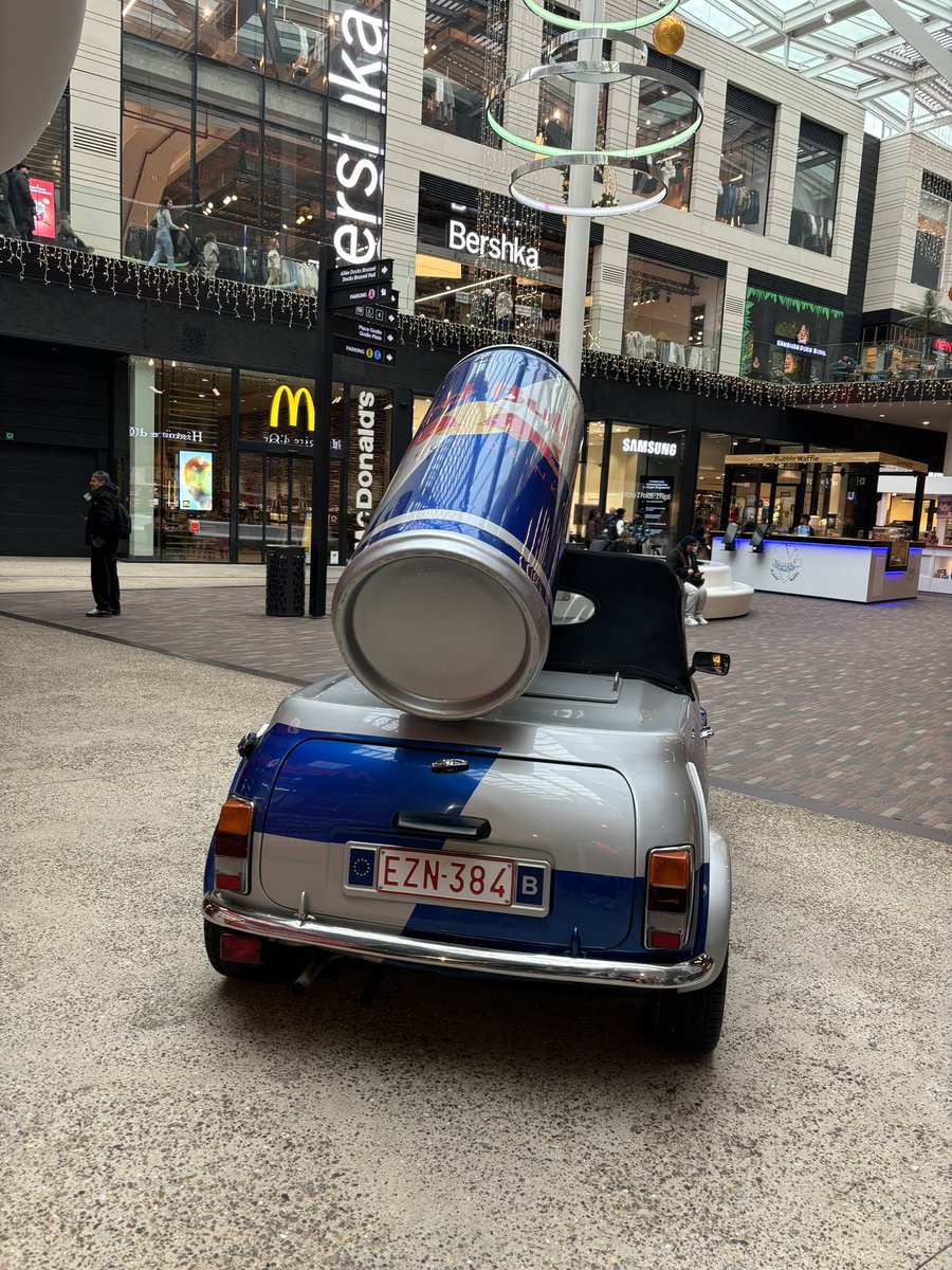 celetpoivr3's tweet photo. ma future voiture https://t.co/tGRVLvVGfn