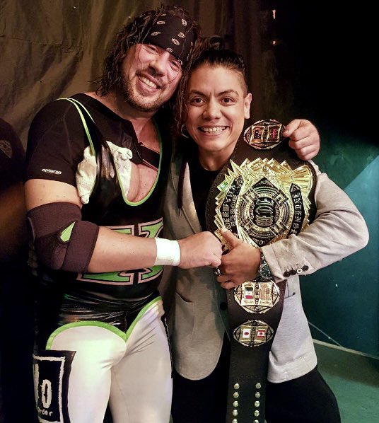 Chupacabra_01's tweet photo. 🎂Happy Birthday to Juventud Guerrera! @JUVENTUDGUERRE2 #JuventudGuerrera #WCW #WWE #Mexicools #ECW #IMPACTWrestling #ROH #AEW #TNA #LuchaLibreAAA #CMLL https://t.co/L3ghkpAwck
