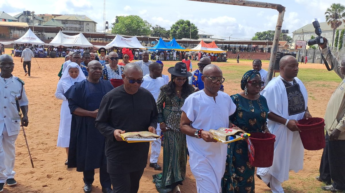 PeterObi's tweet photo. Yesterday, I joined many respected Nigerians, religious and political leaders including serving and Former Governors of Enugu State; Governors Peter Mbah, Ifeanyi Ugwuanyi, and Sullivan Chime in Emene, Enugu State. https://t.co/dYIpOFkLdz