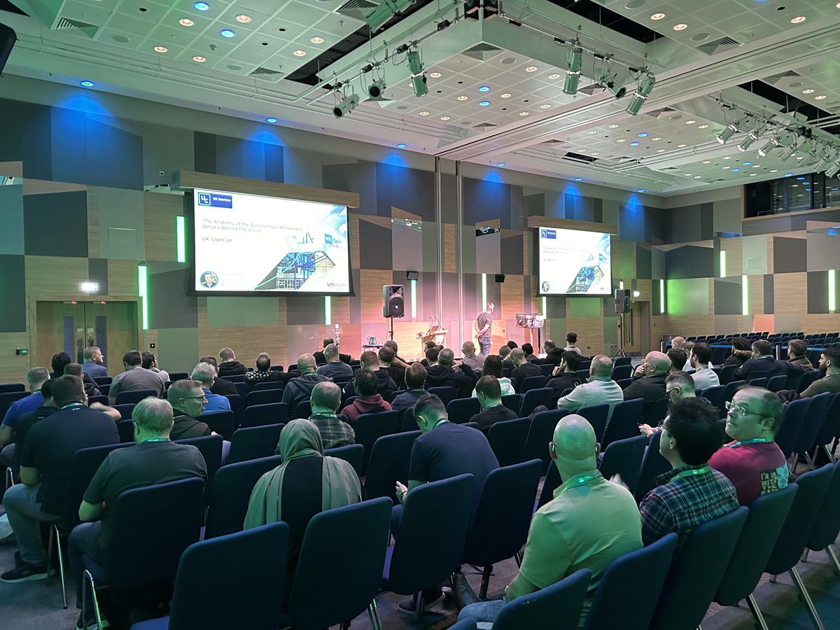 VirtualGirlLS's tweet image. ⁦@Spoinster⁩ closing out a successful #UKVMUG for us!