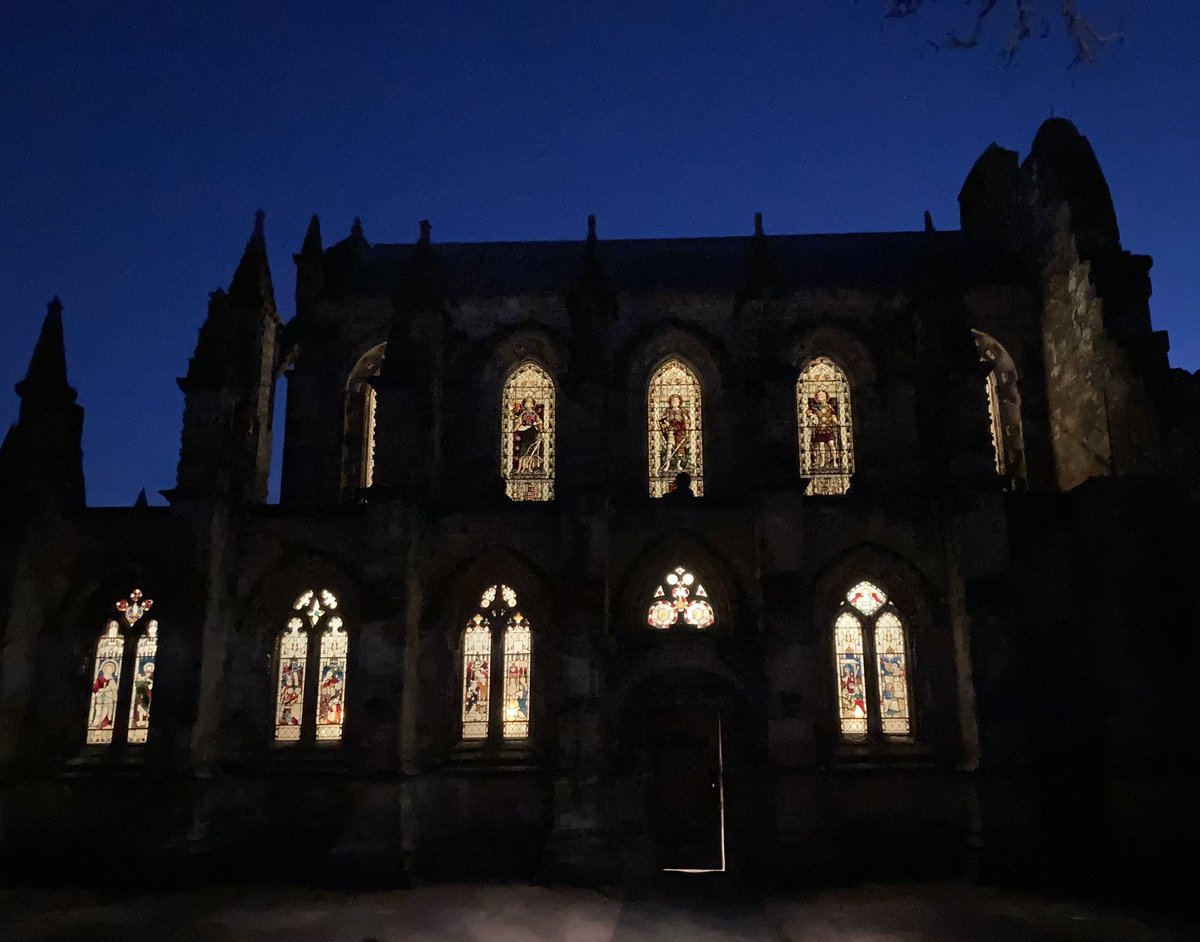 Rosslyn Chapel tweet media