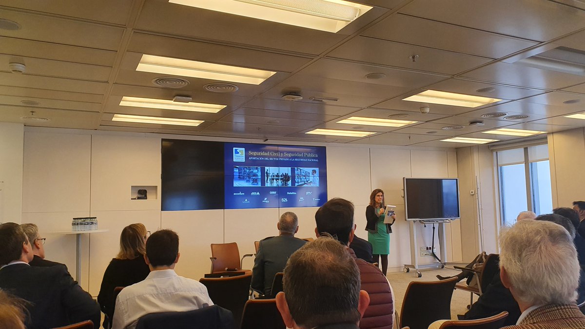 Eduardo Ruiz, Security and Environmental Protection Line Manager at #SAES, attended yesterday the presentation of the "Civil Security and Public Security" study carried out by the <a href="/Fund_Borreda/">Fundación Borredá</a> and aimed, among others, at the sector of #protection of #critical #infrastructures.