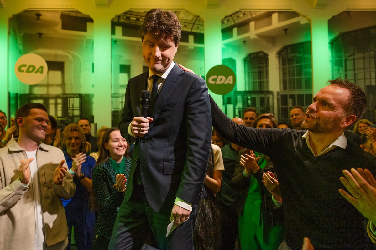 Ja, eerlijk is eerlijk. We hadden voorzichtig op meer gehoopt. Ondanks de waardeloze tijd waar wij als CDA uit kwamen hebben we als nieuwe generatie onderleiding van Henri Bontenbal een inhoudelijke en positieve campagne gevoerd. Maar het fundament is gelegd en vanaf hier gaan