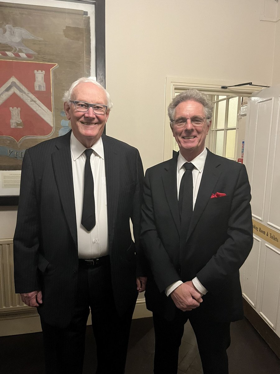 Exon Mark Lodge 1075 tweet media