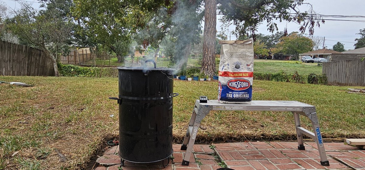 Nola_Broker's tweet image. Getting close @PitBarrelCooker 

#pitbarrelcooker 
#Thanksgiving