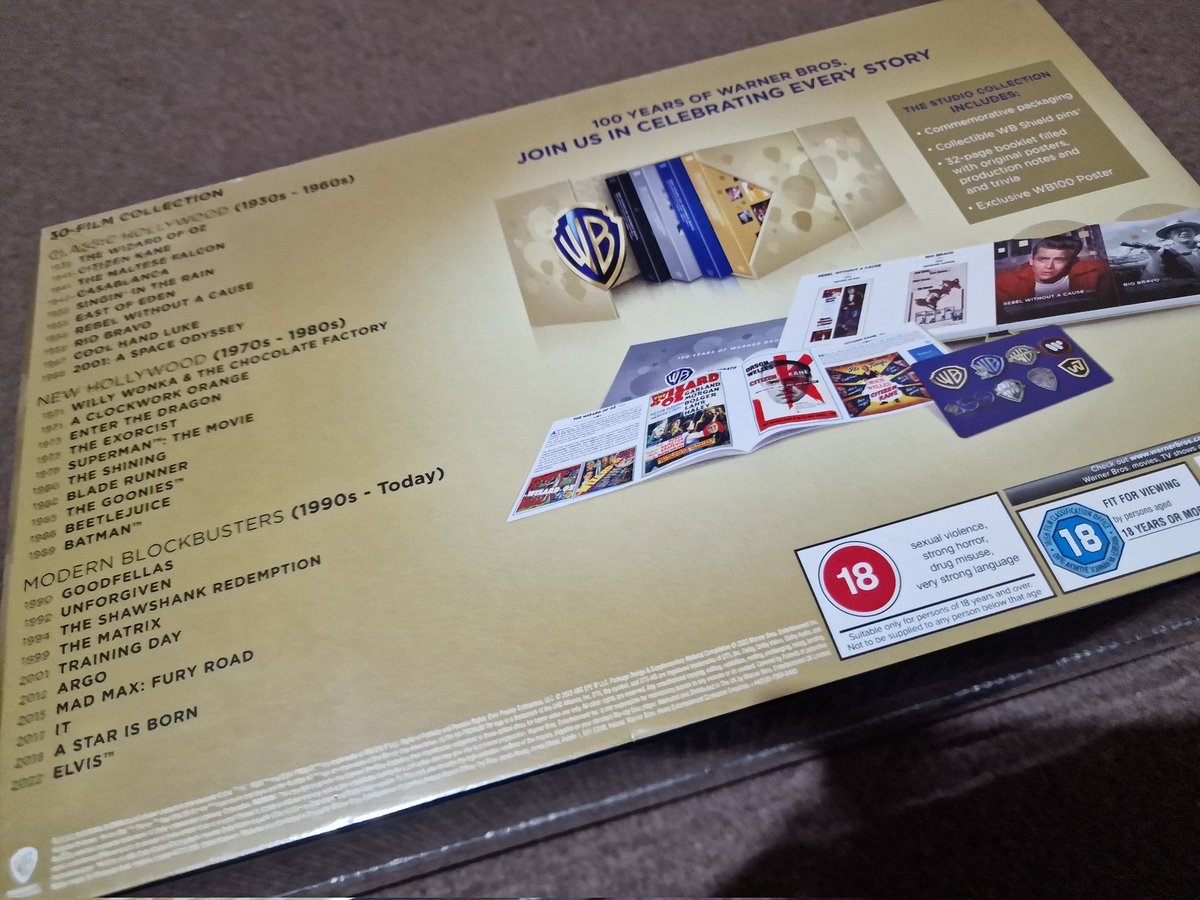 mikeycubed's tweet image. Absolute stunner of a Patreon prize from the amazing @AVForums and @WarnerBrosUK 😍

30 4k films celebrating 100 years of Warner Bros. all in a beautiful set.

And huge thanks as always to the legend Cas for organising it all and the safe delivery 💙

#AVForums #WB100 #4k