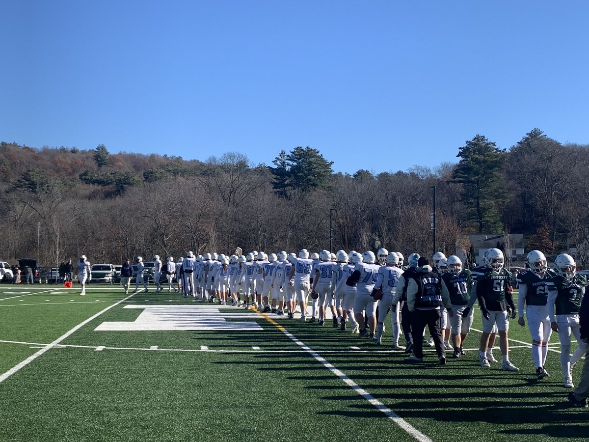 Pentucket 21 Triton 7 Football 🏈 Final Happy Thanksgiving 🦃 @BostonHeraldHS @TritonHighSchl @KGaud123 @GlobeSchools @MSONEWSports