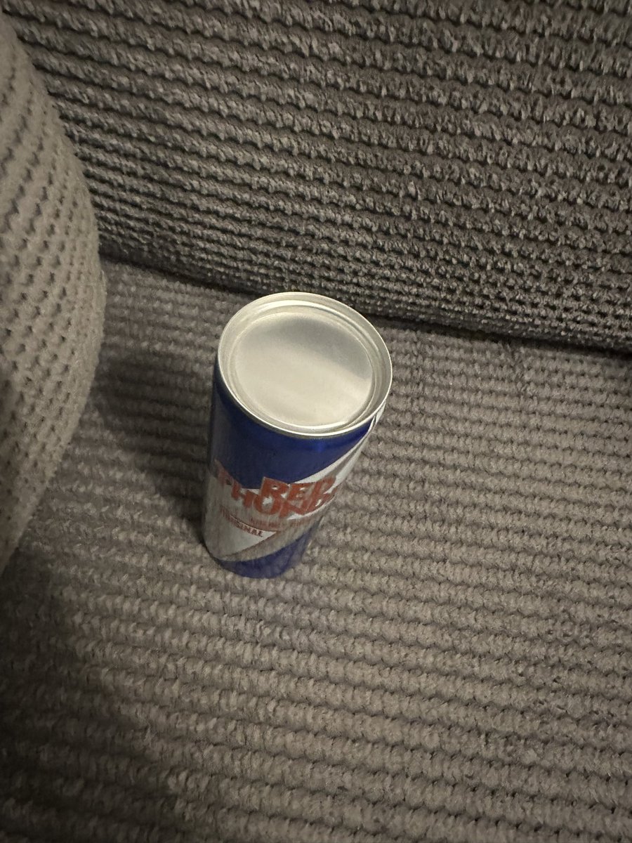 slfoster25's tweet photo. @AldiUK how on earth am I going to be able to drink this energy drink when there’s no opening #notasatisfiedcustomer https://t.co/ocKkxViWa5