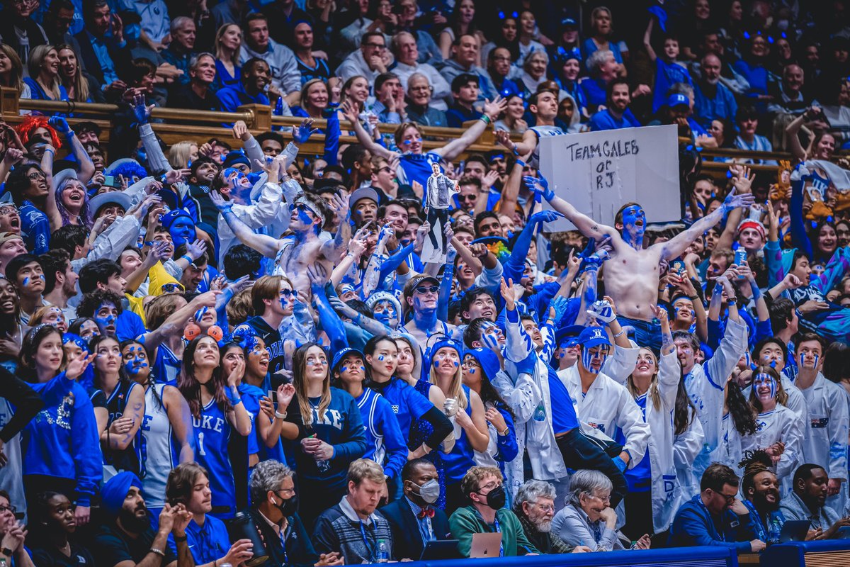 DukeMBB's tweet photo. Gotta salute the Crazies today 🫡🙌🙌 https://t.co/yTh7hO01R0