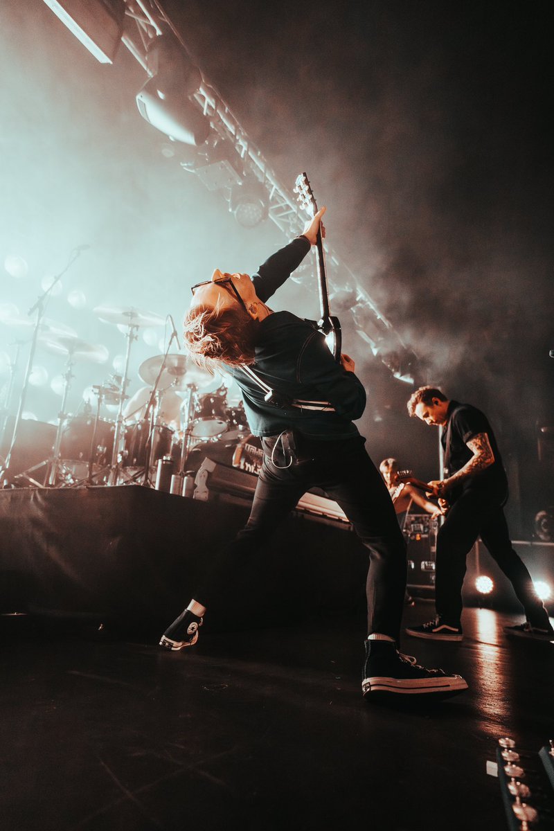 mcflymusic's tweet image. …and that’s a wrap on the Power to Play UK &amp;amp; IE Tour 🤘 Thank you to everyone who came to a show and made it one of our favourite tours ever, and to our friends in @lostalone for brining the energy every night! We’ll see you all soon ⚡️
📸 @FedericaBurelli