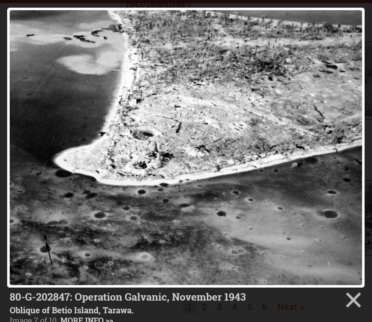 VANDAAG 80 JAAR GELEDEN: 23/11/1943 4-5u laatste grote banzai-aanval/ 13u00 Amerikaanse troepen bereiken oostpunt van Betio, Tarawa-atol/ na 1113 Amerikaanse/ 4690 Japanse/ Koreaanse doden/ 17 (15?/ 50-100?) Japanse krijgsgevangenen history.navy.mil/content/histor…