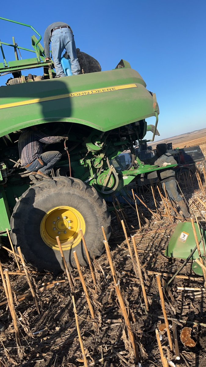 @ndcorngrower After blowing the engine compartment clean of embers and dust, we hosed it down at the neighbors farm for 40 minutes. I’m convinced a 9600 should be used for flowers, it was doing the same capacity as the s690 and is a tad bit cheaper.