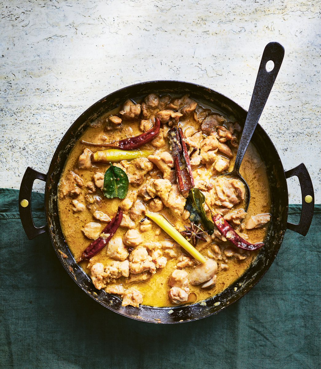 Winner winner chicken dinner
We have a copy of <a href="/5oclockapron/">Claire Thomson</a> brand new book, One Pan Chicken, donated by <a href="/QuadrilleBooks/">Quadrille Publishing</a>,  to giveaway with one of our prospector roasting trays.
Follow us &amp; RT, then head to our competition page for full entry details
netherton-foundry.co.uk/competitions