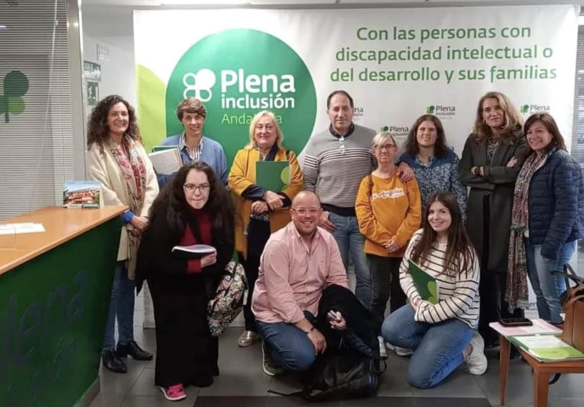 plenaiandalucia's tweet photo. Arrancan los talleres formativos sobre #AccesibilidadCognitiva gracias al programa #EliminandoBarreras.
¿Qué aspectos podemos tener en cuenta para mejorar la participación de personas con #DiscapacidadIntelectual y del desarrollo en nuestras entidades?
#ComprenderElMundo https://t.co/5KfdYorWV2