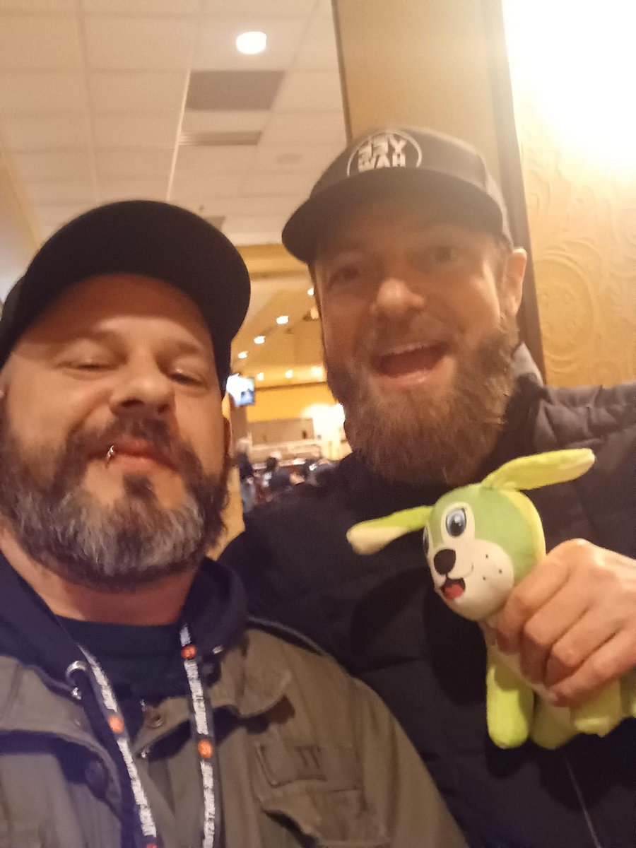 comfort ross (@comfortmarquand) on Twitter photo 