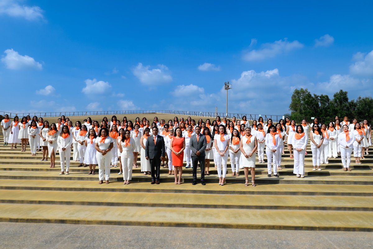 En el mes de noviembre píntate de naranja, unidas y unidos hagamos un llamado a la acción, para generar conciencia y eliminar  la violencia contra las mujeres y niñas. 
#NoHayExcusa  #NiUnaMasNiUnaMenos