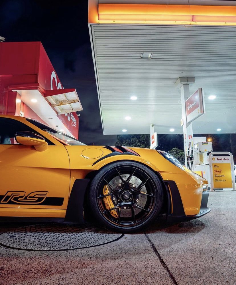 Jordan92338366's tweet photo. 992 GT3RS Weissach Package 🧡🔥 https://t.co/2o3uQvAVpx